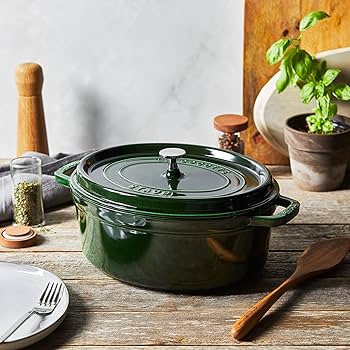 Amazon.com: STAUB Cocotte Oval 33cm Basil: Home & Kitchen