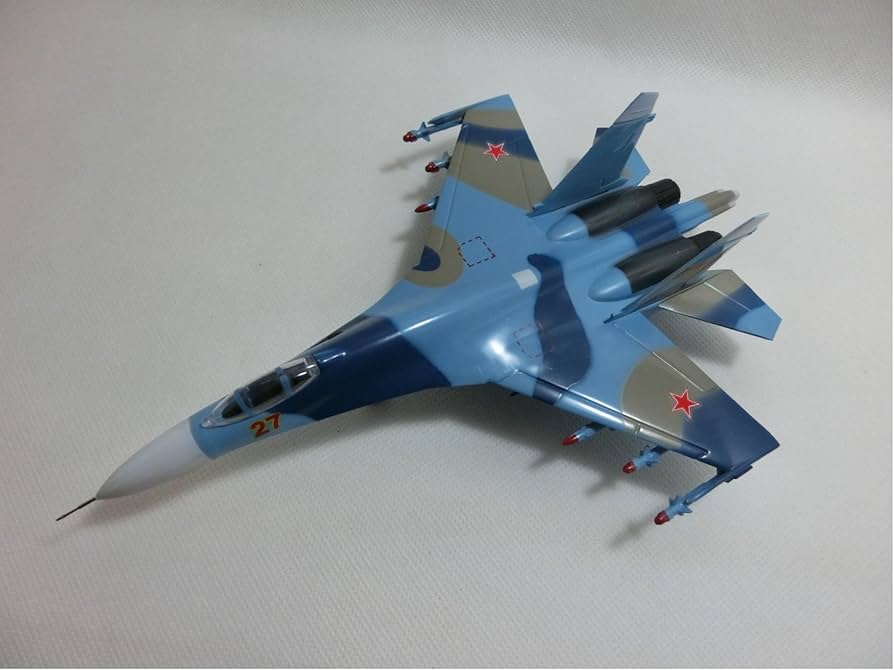 Amazon | 1/72 完成品 スホーイ Su-27 Flanker-B | プラモデル 通販