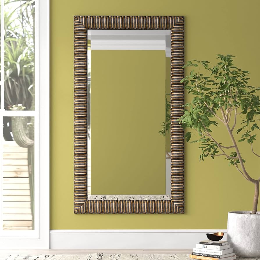 Amazon.com: Howard Elliott Alexander Leaning & Standing Full