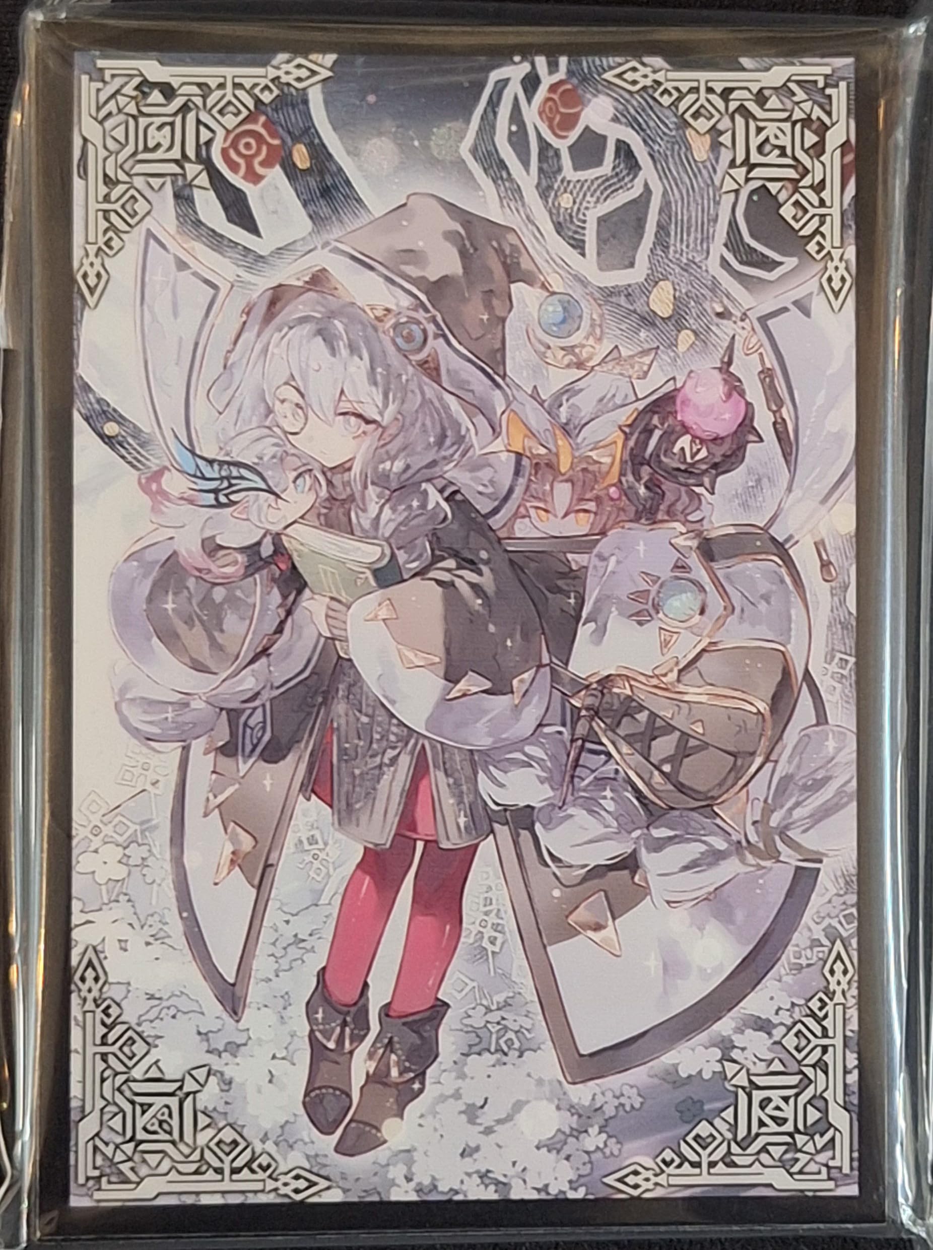 中国 JUDGE 2025 白き森のアステーリャ スリーブ 140枚 Amazon.co.jp