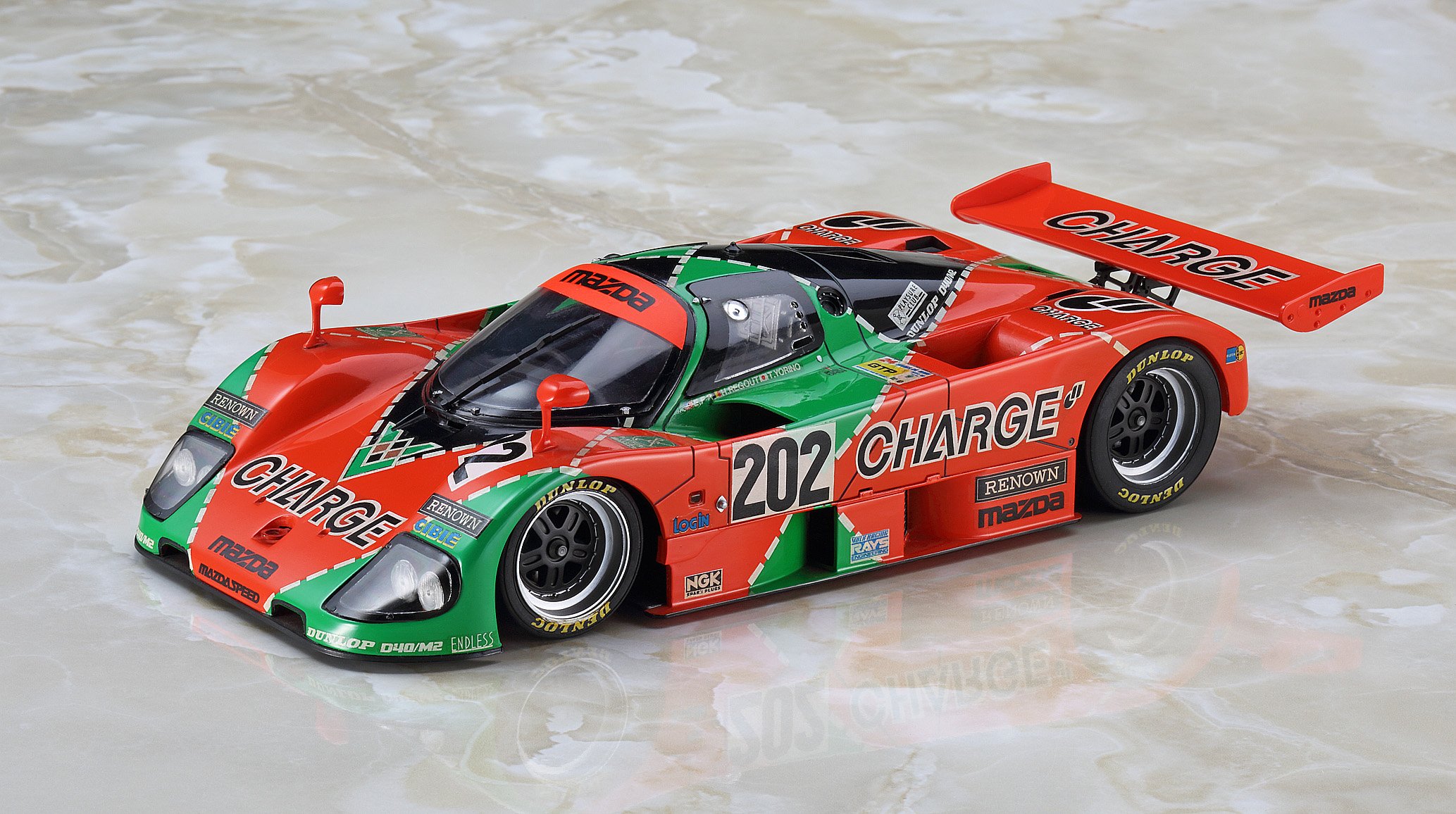 Amazon.com: Hasegawa HA20312 1/24 Charge Mazda 767B Plastic Model