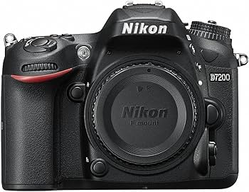 Amazon | Nikon デジタル一眼レフカメラ D7200 18-300VR レンズキット