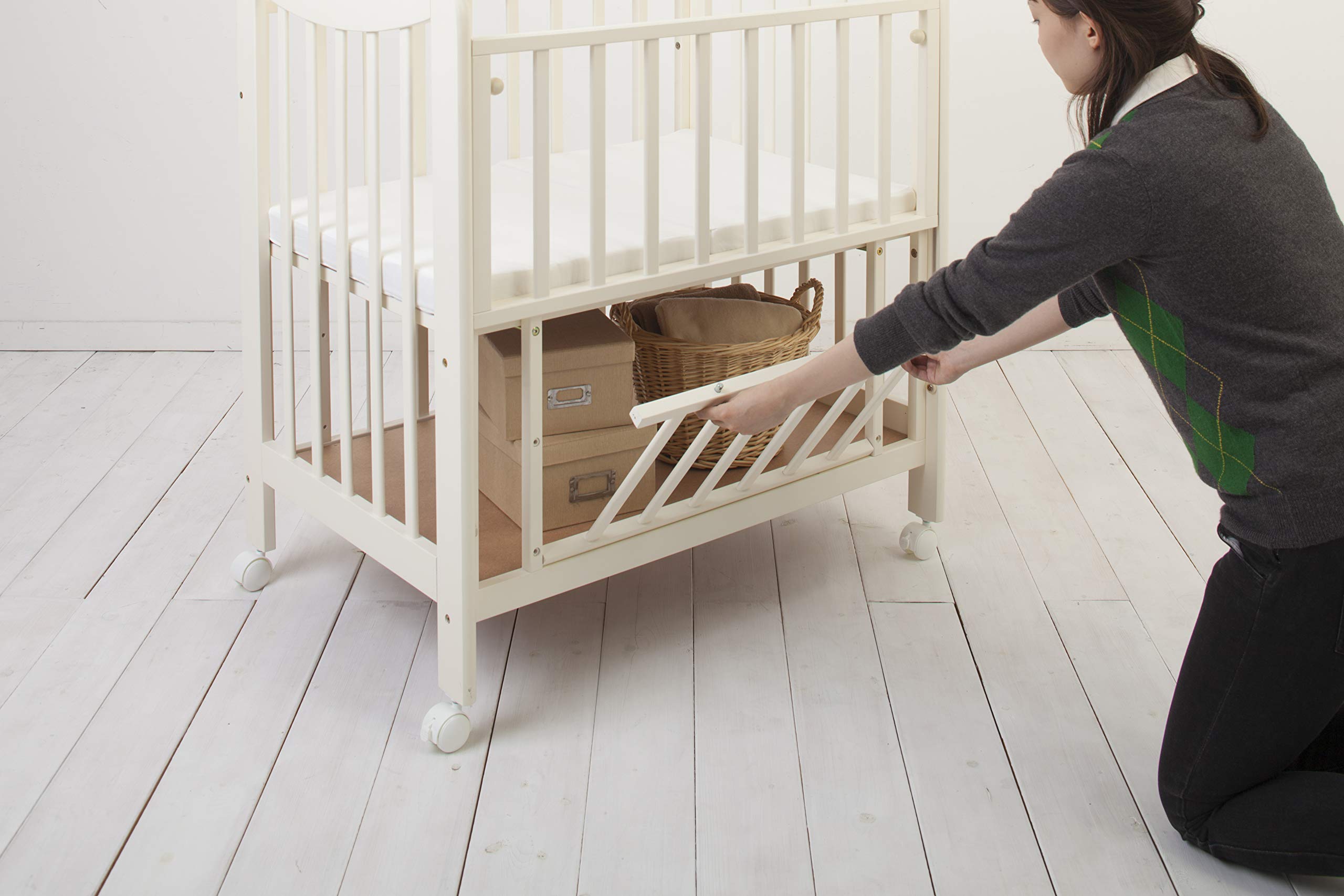 Amazon.co.jp: カトージ ミニ立ちベッド プチバニラ 02356 : ベビー