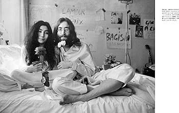 Amazon.co.jp: ジョン・レノン写真集 In His Life (P-Vine Books