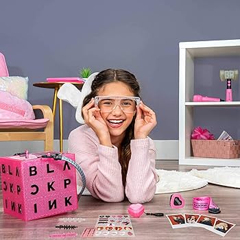 Amazon.com: BlackPink VIP All Access Box - Includes 13 Surprises