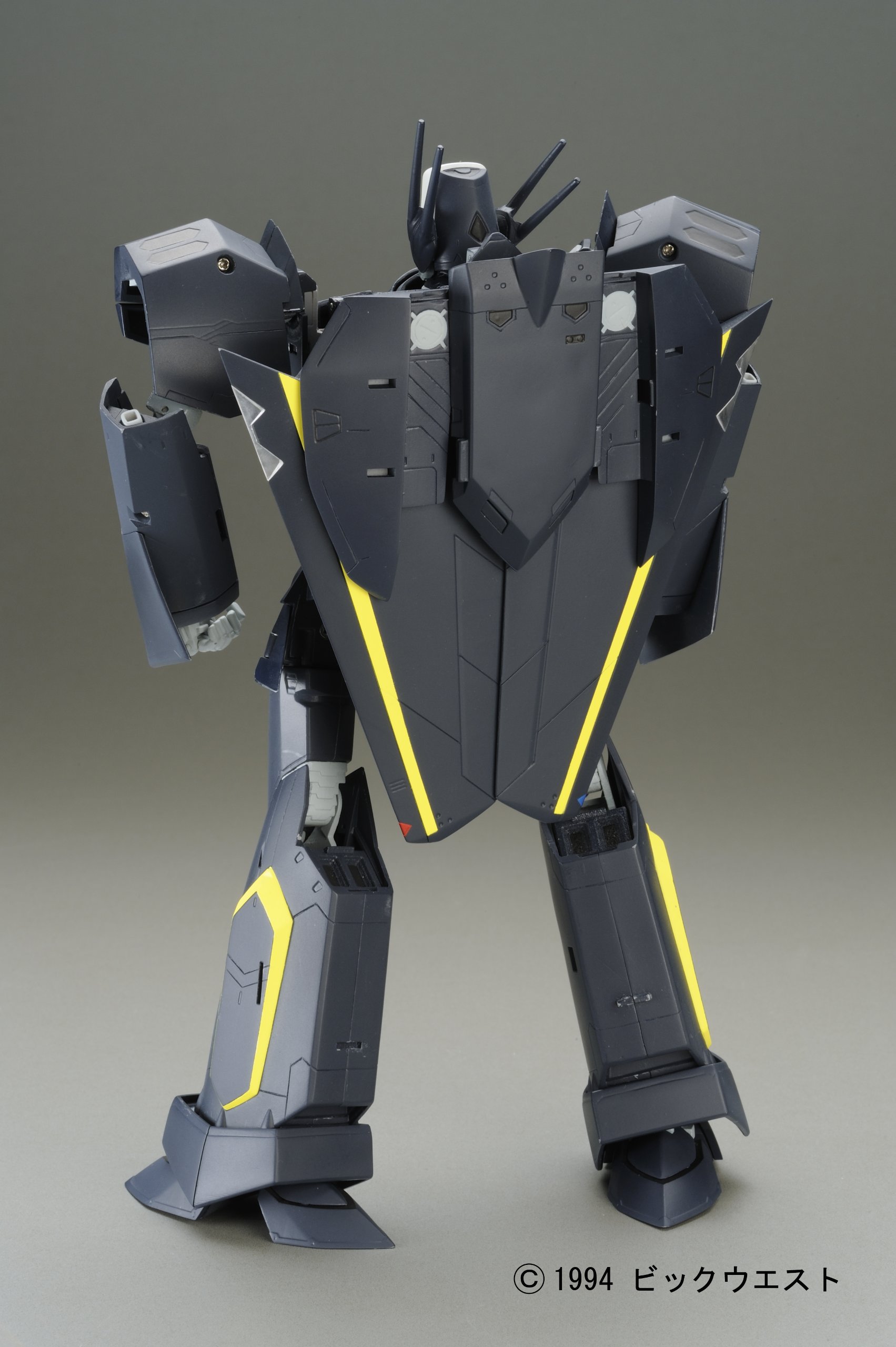 Amazon.co.jp: 1/60 完全変形 VF-17S ダイヤモンドフォース仕様 (塗装