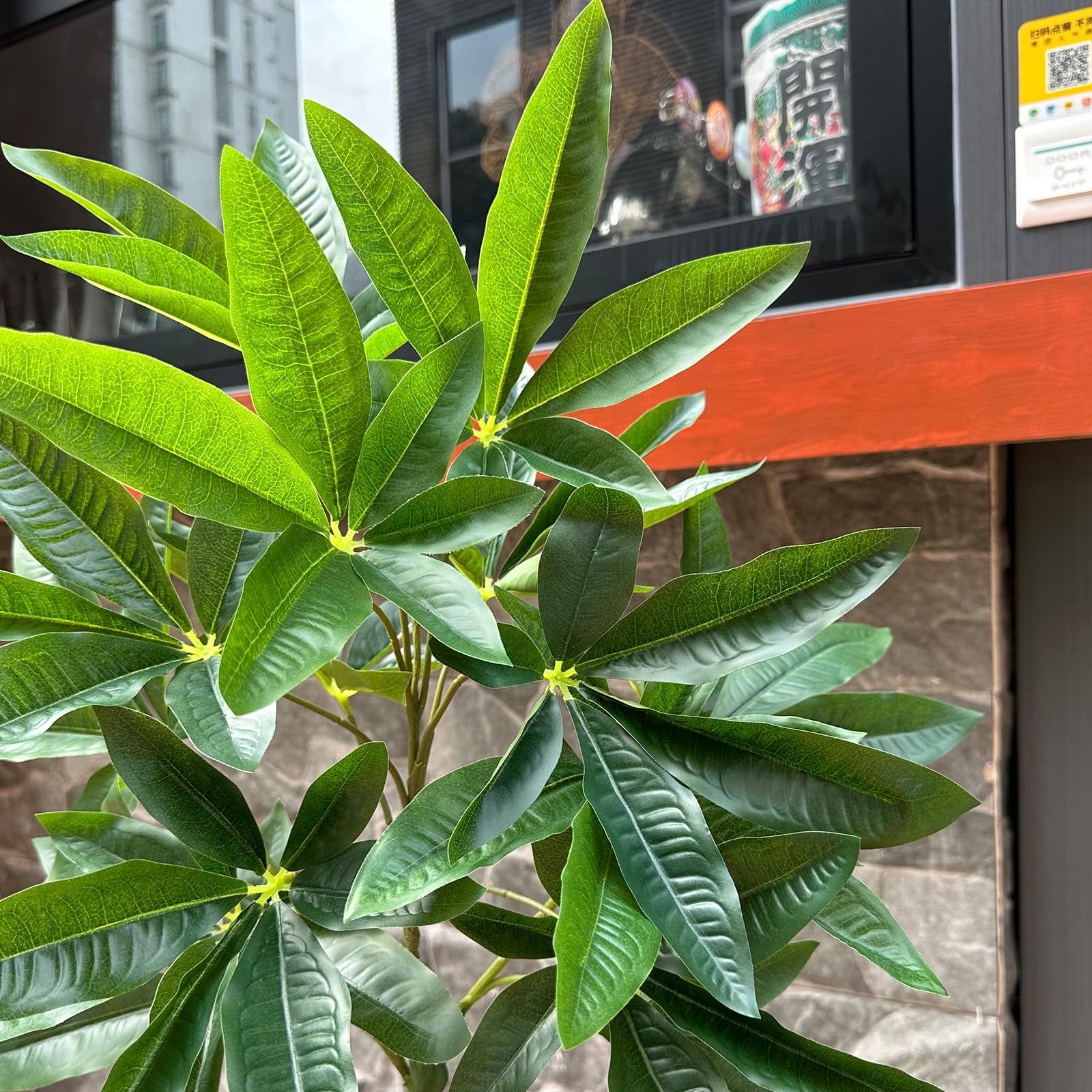 Amazon｜Yuwinron 人工観葉植物 フェイクグリーン 観葉樹 造花 光触媒