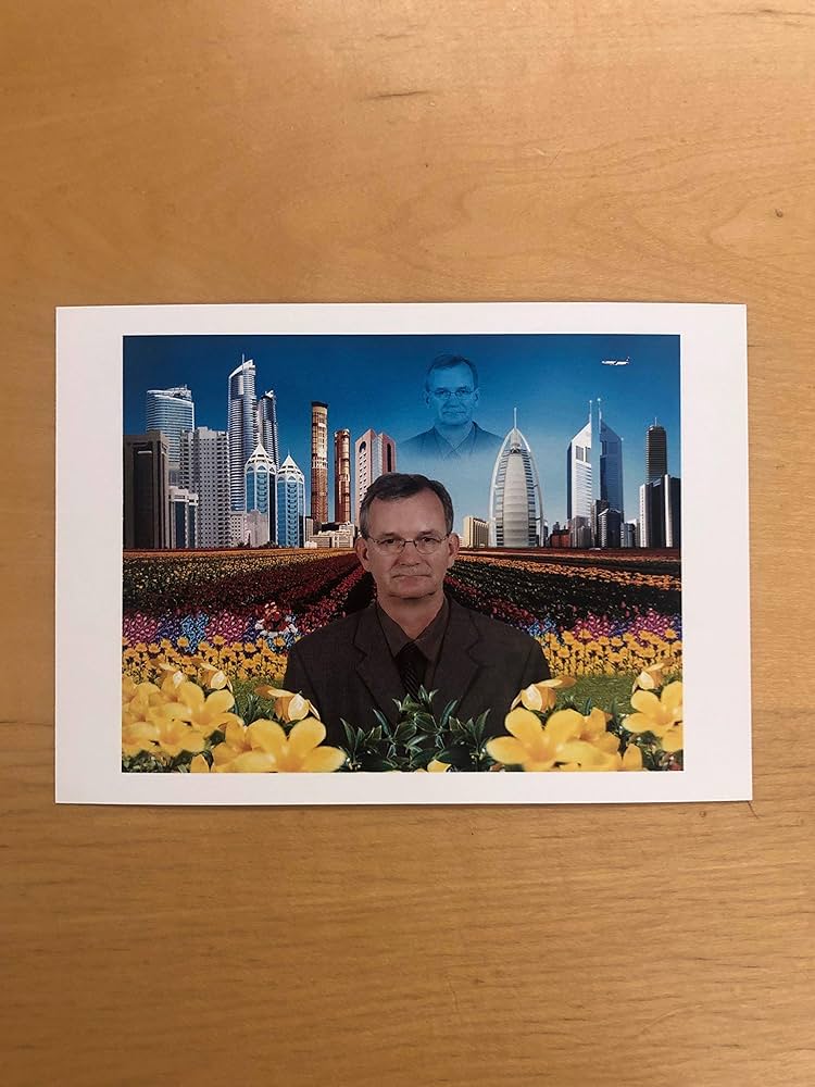 Amazon.com: Martin Parr: Portraits Postcard Box: 9781855147324