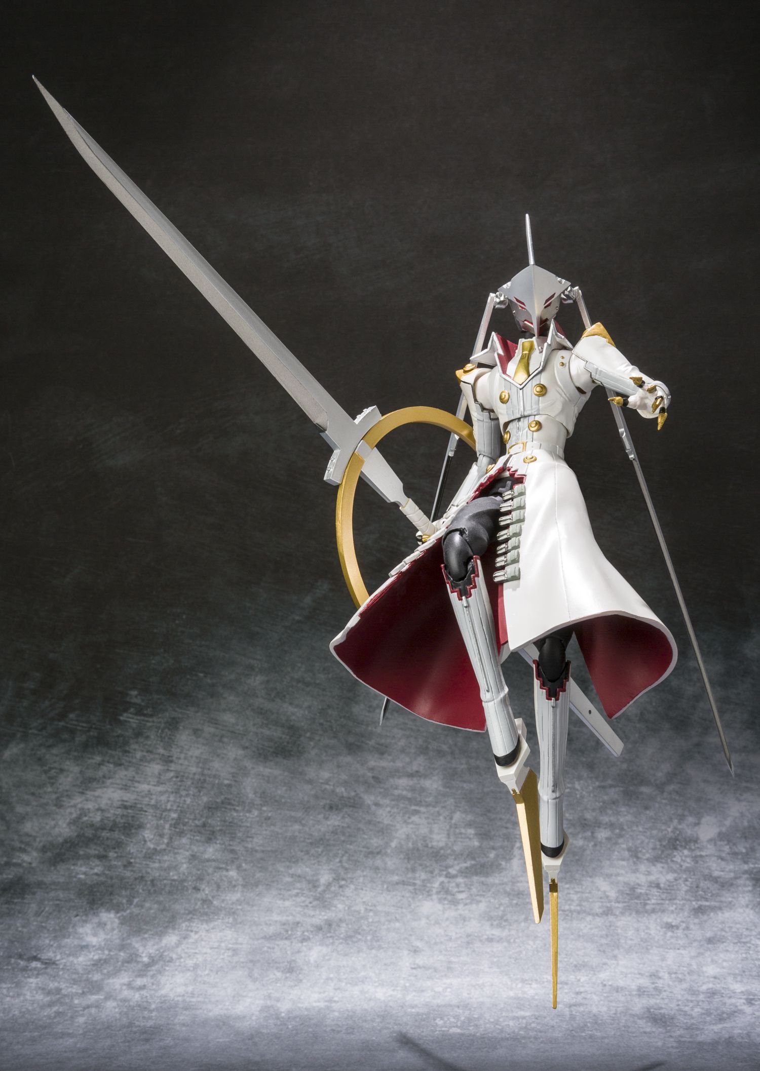 Amazon.co.jp: TAMASHII NATIONS D-Arts 伊邪那岐大神 : ホビー