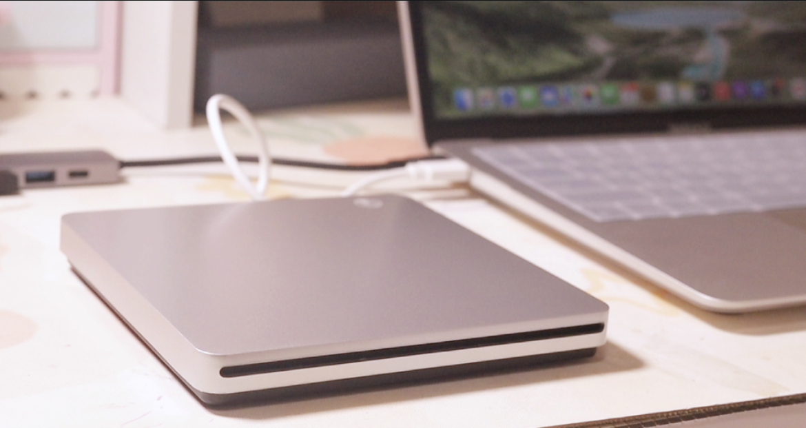 Amazon.com: VikTck USB-C Superdrive External DVD/CD Reader and DVD