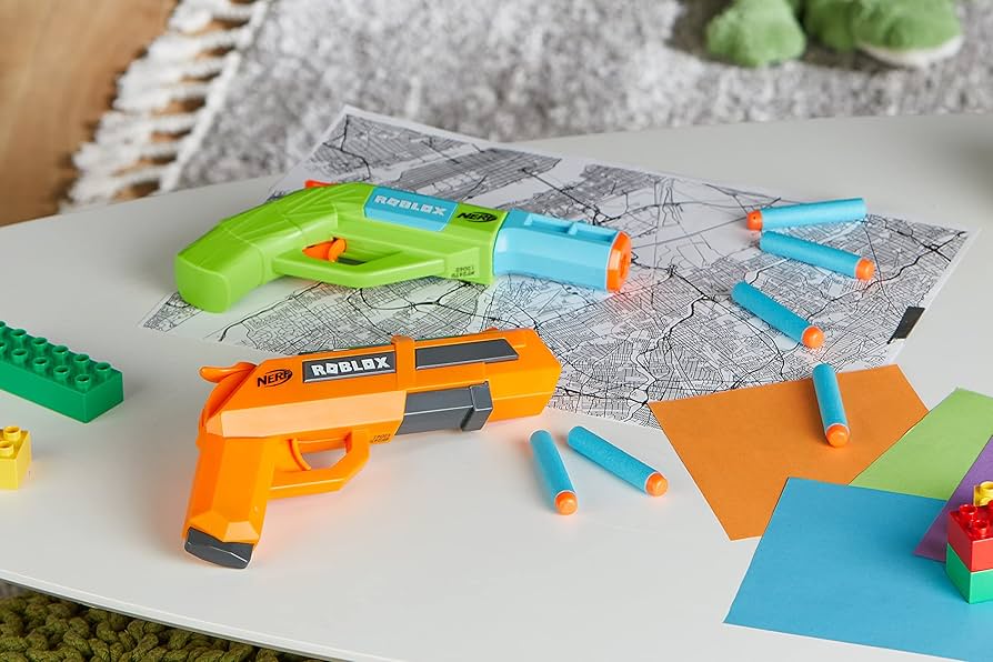 Amazon.com: Nerf F2479EU4 Roblox Jailbreak: Armoury, Includes 2