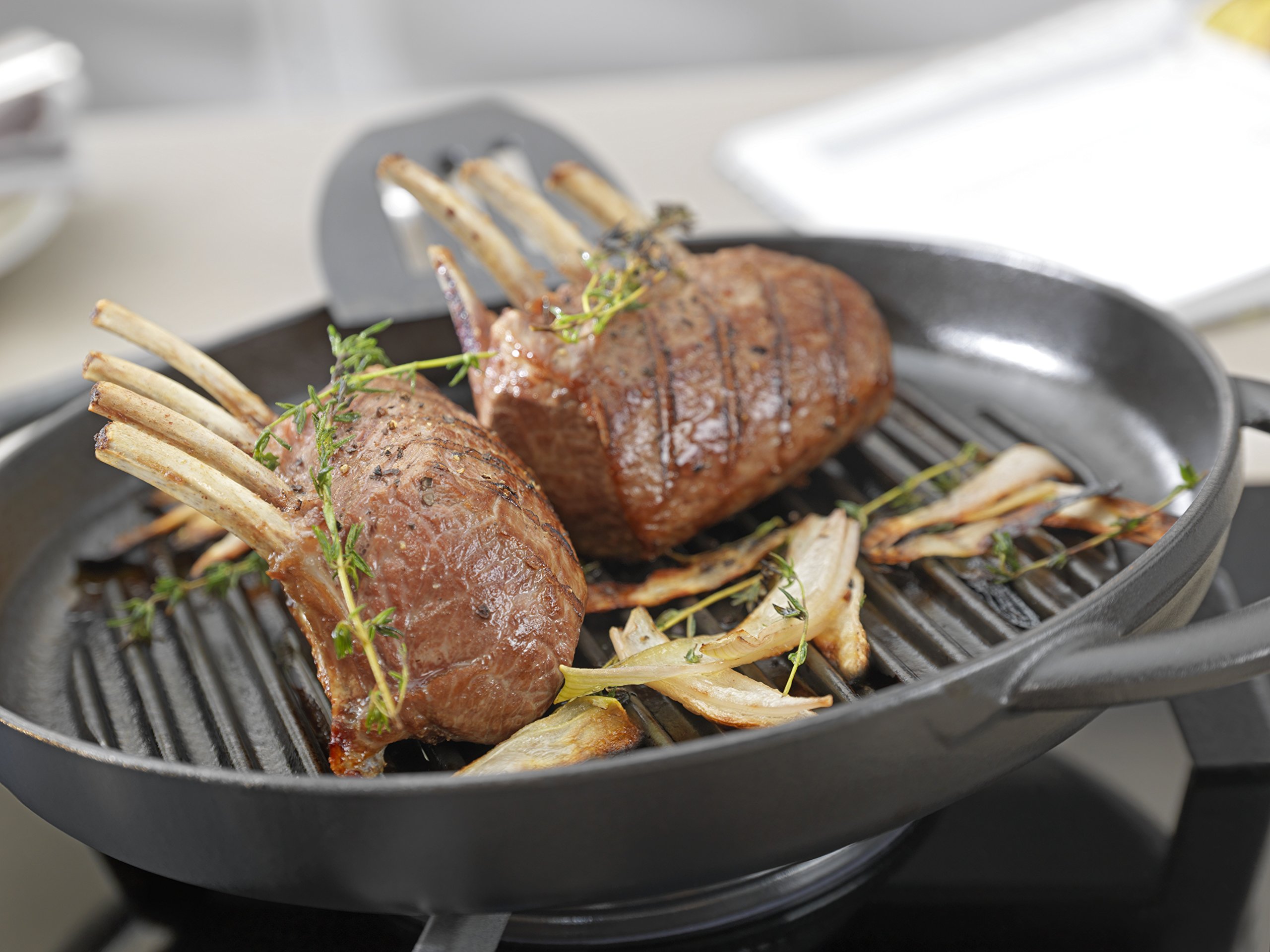 Amazon｜staub ストウブ 「 ピュアグリル ラウンド ブラック 30cm