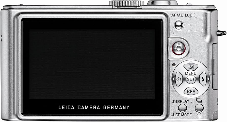 Amazon.com : Leica D-LUX 3 10MP Digital Camera with 4x Wide Angle