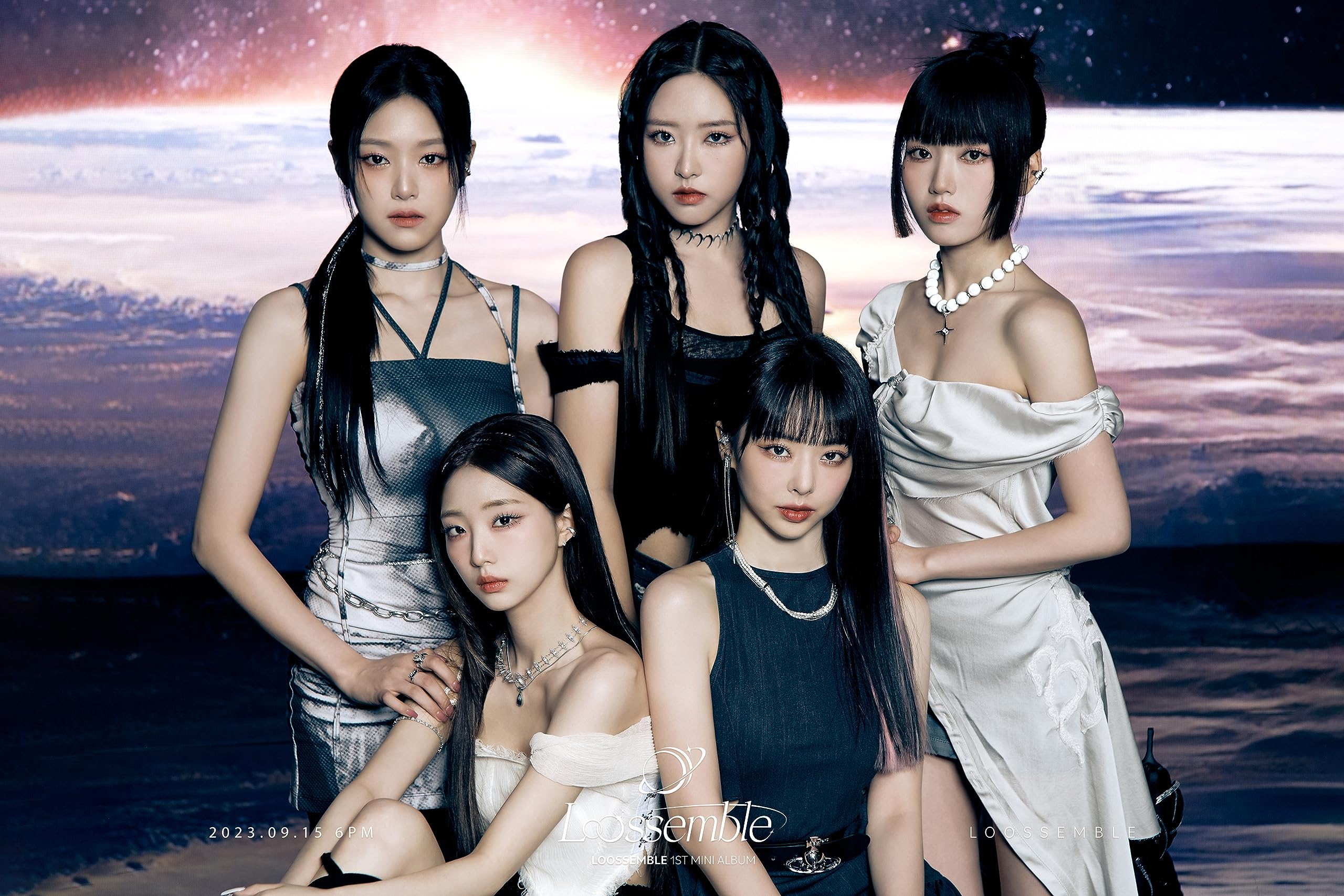 Amazon.com: LOOSEEMBLE Loossemble 1st Mini Album Contents+