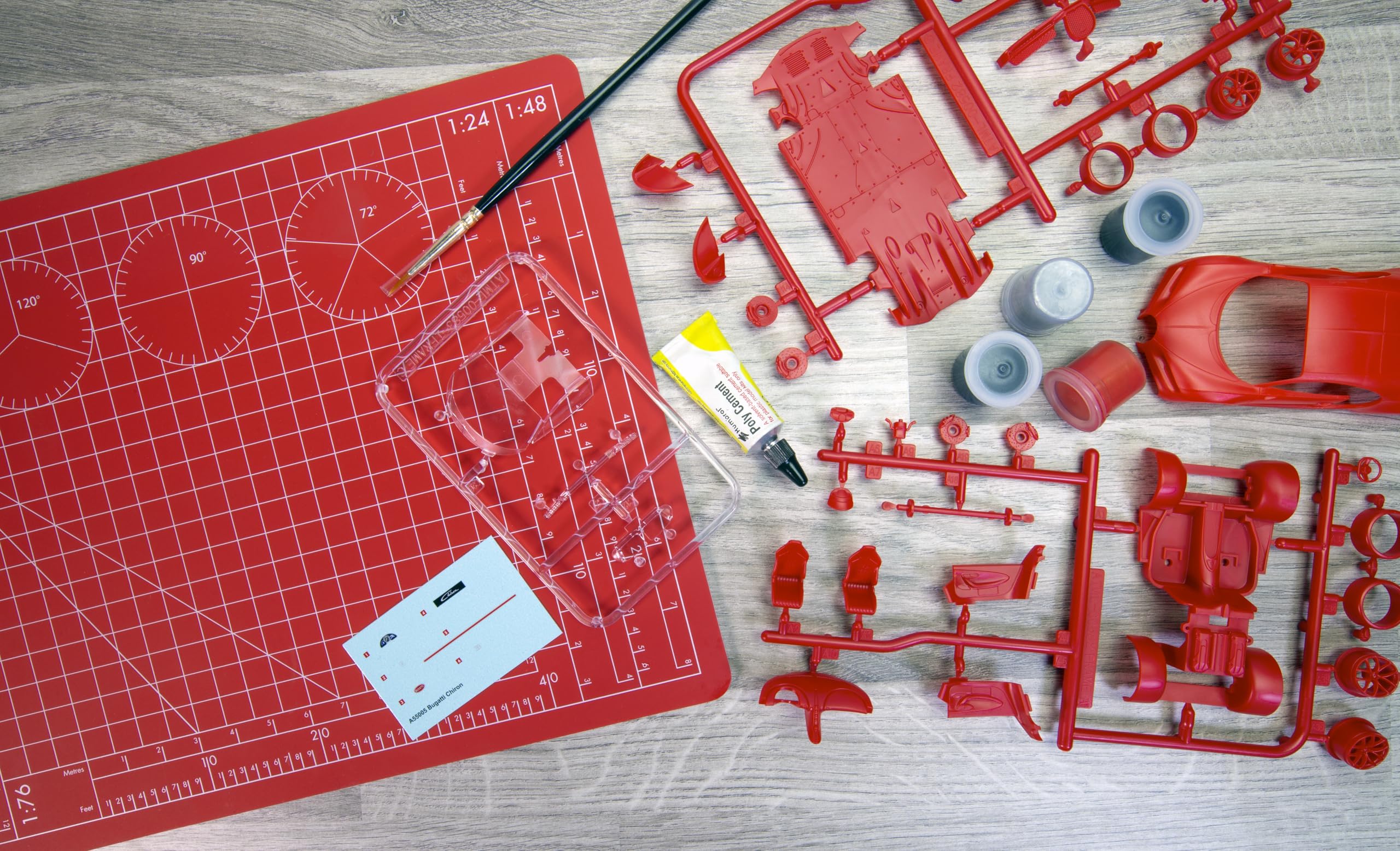 Amazon | Airfix スターターセット - A55005 ブガッティ シロン モデル