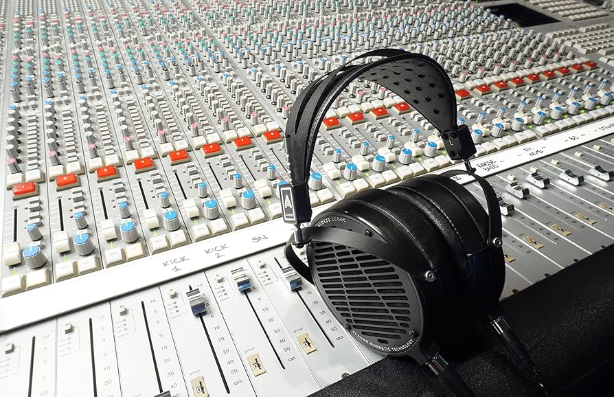 Amazon.com: Audeze LCD-MX4 Over-Ear | Open-Back Headphones