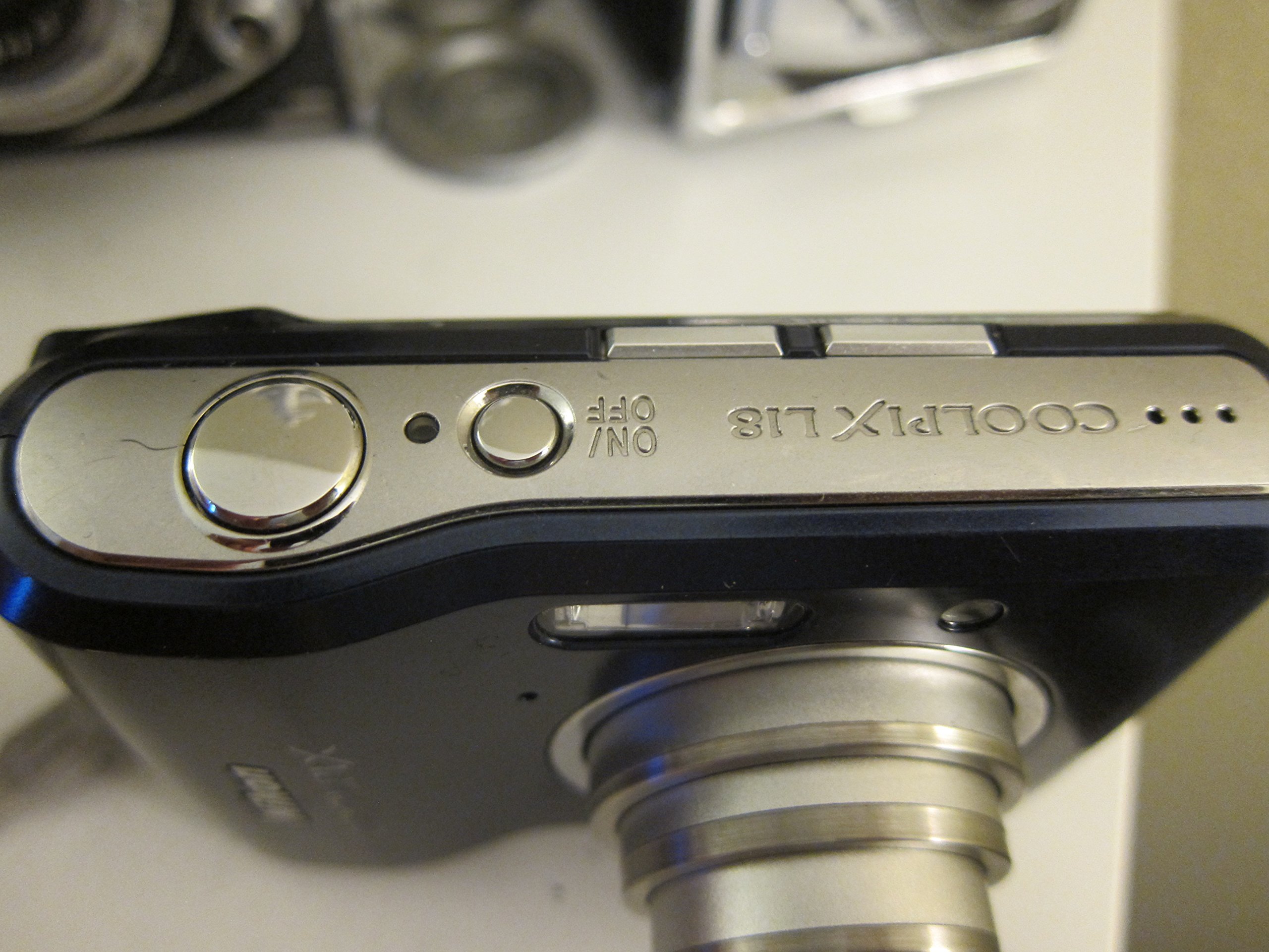 Amazon.com : Nikon Coolpix L18 8MP Digital Camera with 3x Optical