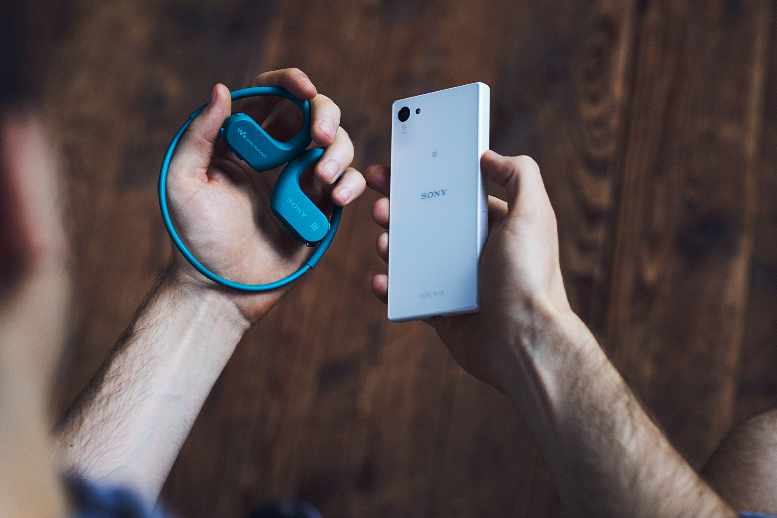 Amazon.co.jp: ソニー(SONY) ヘッドホン一体型ウォークマン Wシリーズ