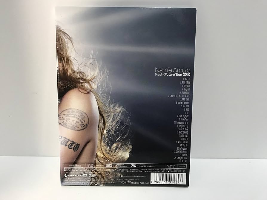 Amazon.co.jp: namie amuro PAST < FUTURE tour 2010 [DVD] : 安室