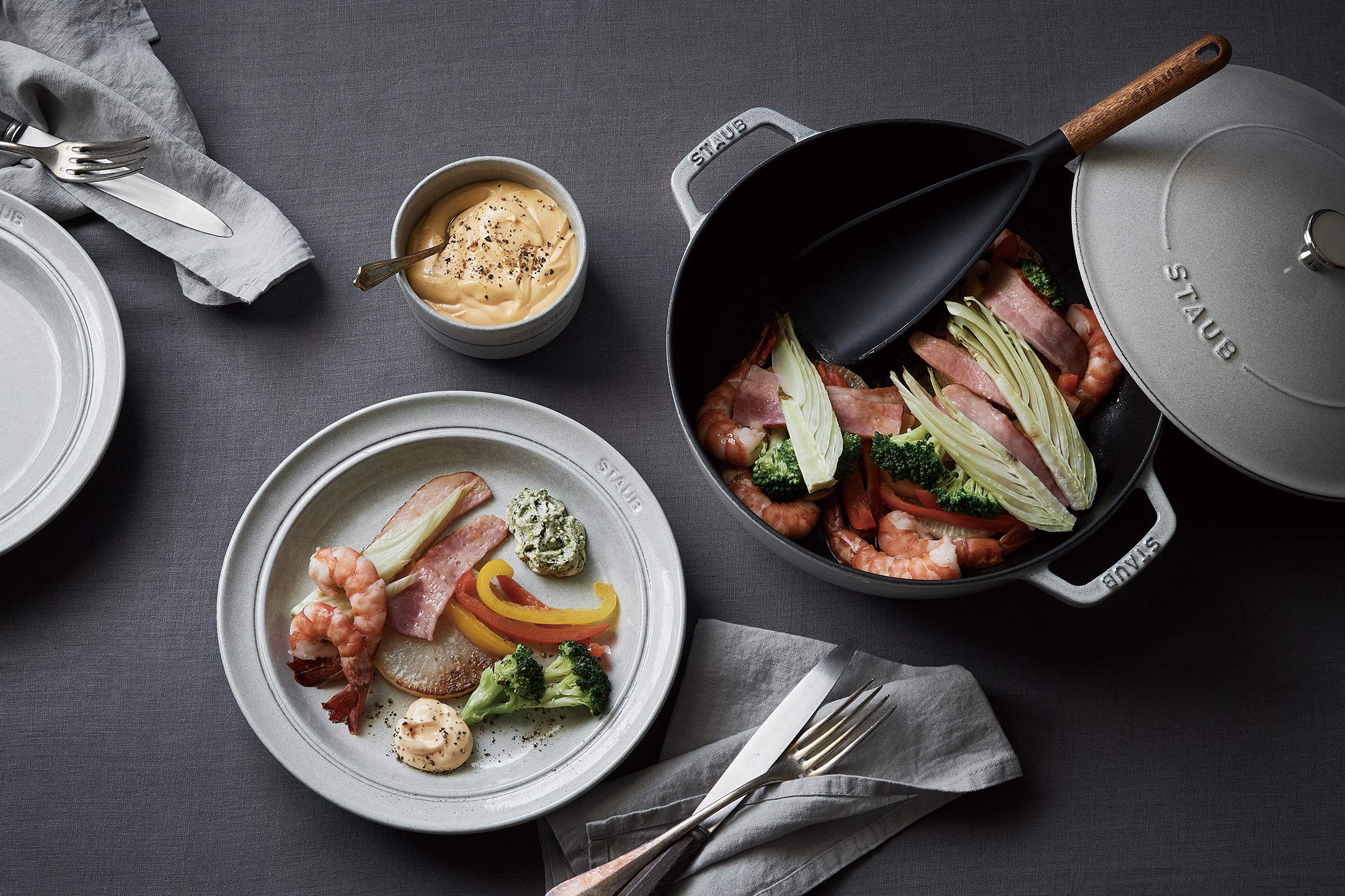 Amazon.co.jp: 【最大30日間お試し対象】 staub ストウブ