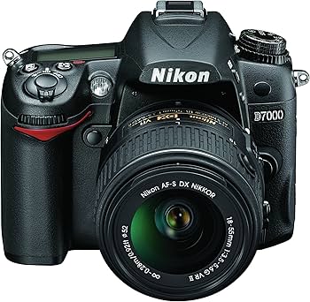 Amazon | Nikon D7000 16.2メガピクセル デジタル一眼レフカメラ 18
