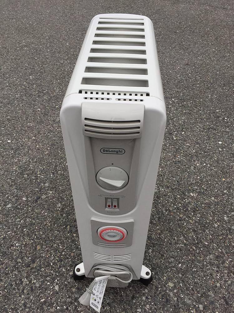 Amazon | DeLonghi オイル・ラジエターヒーター 091521TEC | De'Longhi