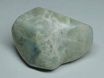 Amazon.co.jp: 黄緑 167g 翡翠 原石 ヒスイ 鉱物 鑑賞石 糸魚川 水石