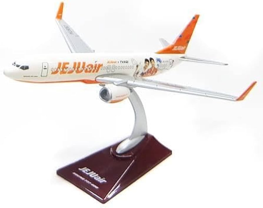 Amazon.co.jp: JEJUair チェジュ航空 × 東方神起 B737-800#HL8062