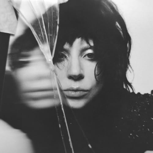 レディー・ガガのMAYHEM [Explicit]からの楽曲Vanish Into YouをAmazon