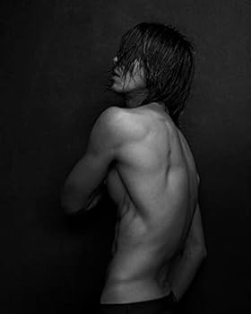 Amazon.co.jp: 山下智久 写真集 CIRCLE 豪華限定版 : 山下 智久