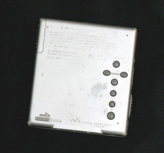 Amazon | SONY ソニー MZ-E620（-S） シルバー ポータブルMDプレーヤー