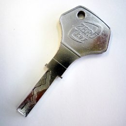 Amazon | パチスロ用 アルゼ純正 ZEROKEY（ゼロキー）／キャンセル