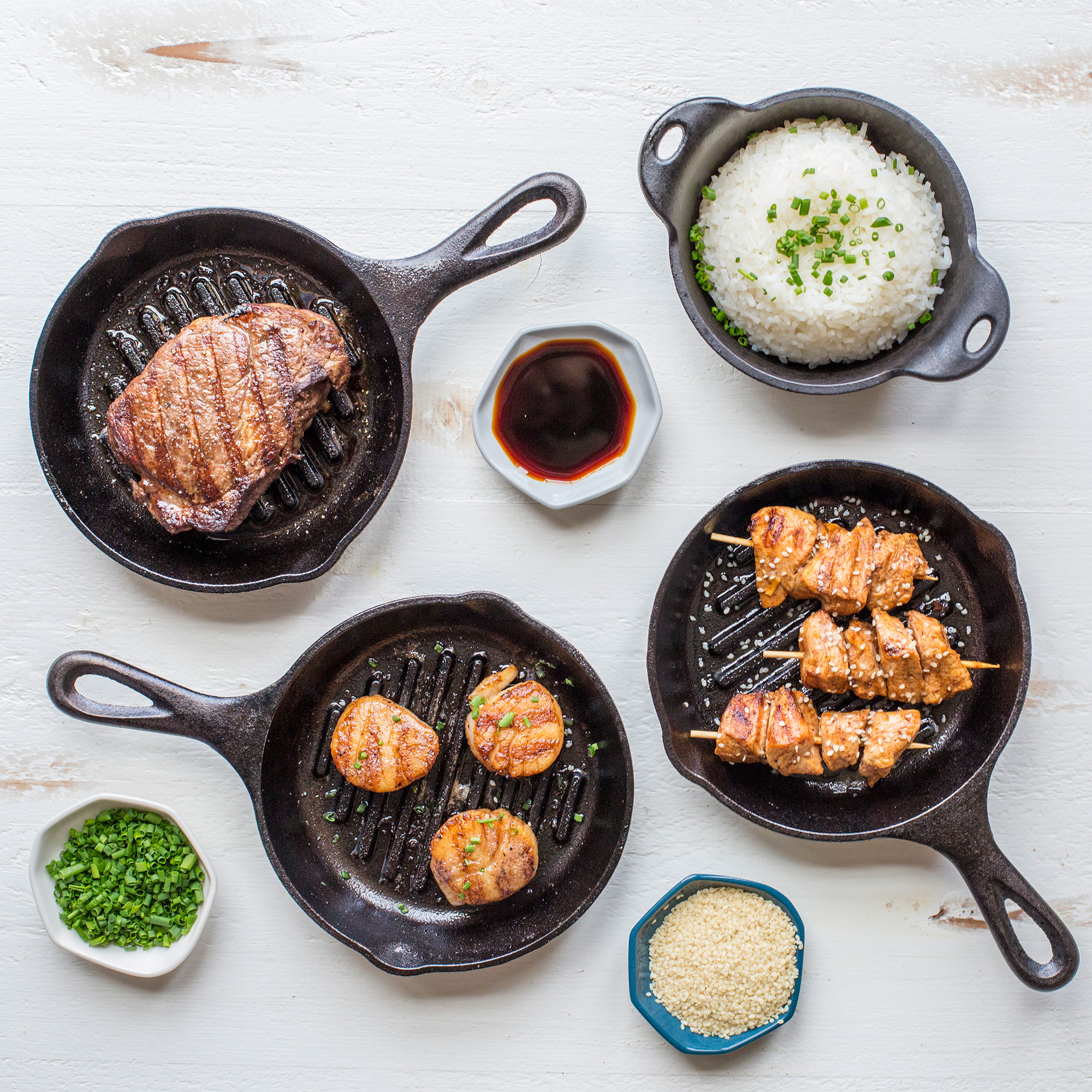 Amazon.co.jp: ロッジ ( LODGE )