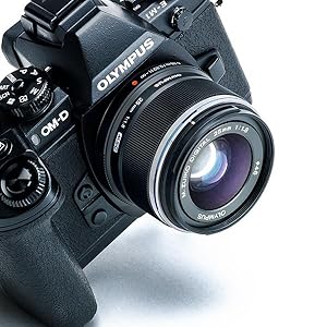 Amazon.com : Olympus M.Zuiko Digital 25mm F1.8 Black for Micro