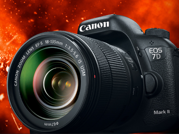 Amazon.com : Canon EOS 7D Mark II Digital SLR Camera (Body Only