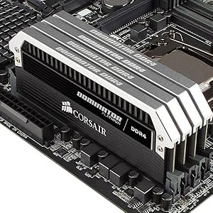 CORSAIR DOMINATOR PLATINUM 16GB (4x4GB) DDR4 3200MHz C16 Desktop