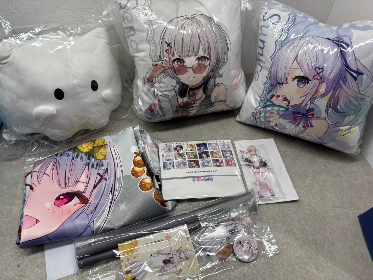 アイドル】ぶいすぽっ！グッズ お売り頂きました！ - 万代書店 高崎店