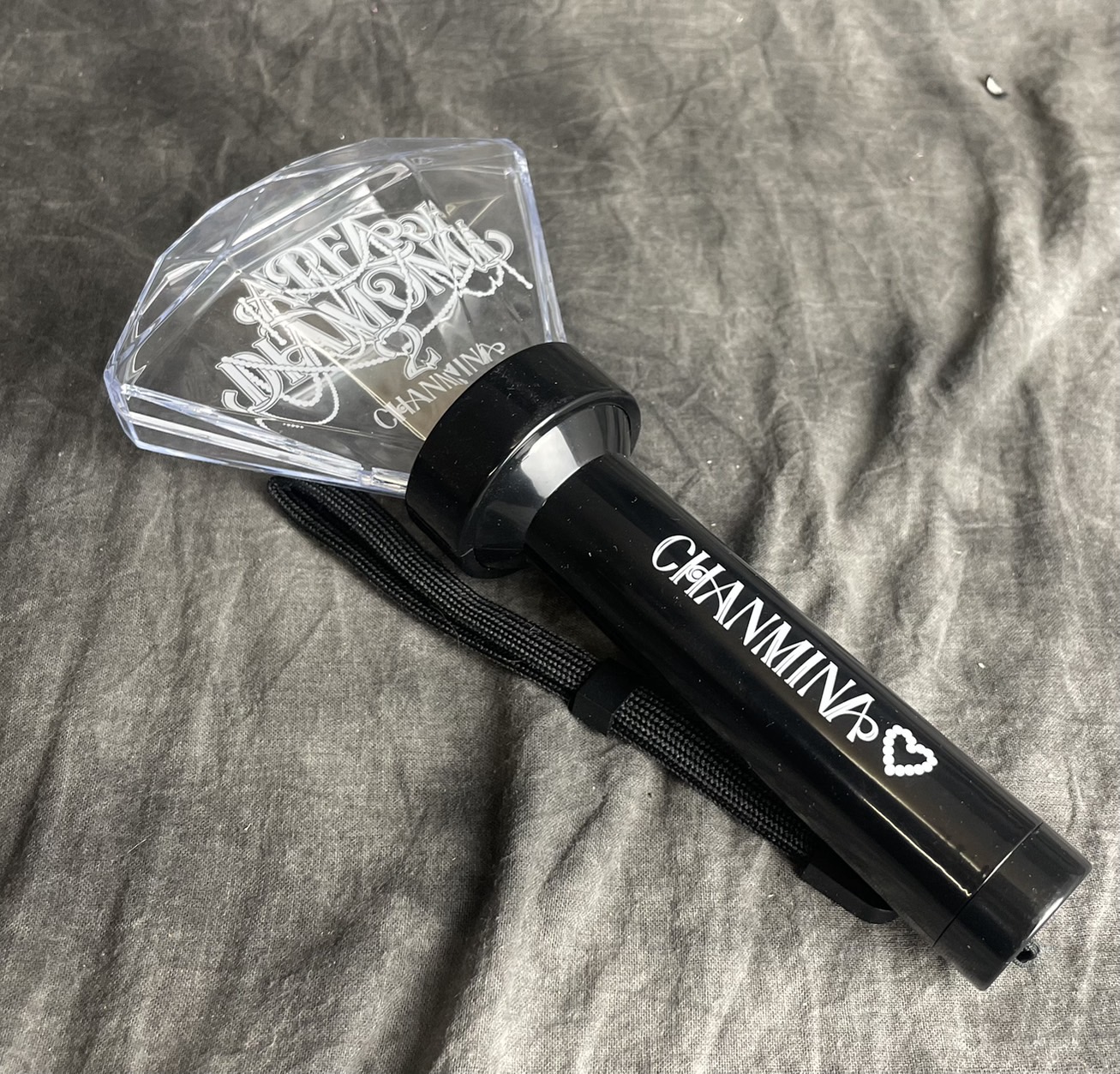 □ちゃんみなライブツアーペンライト買取させていただきました