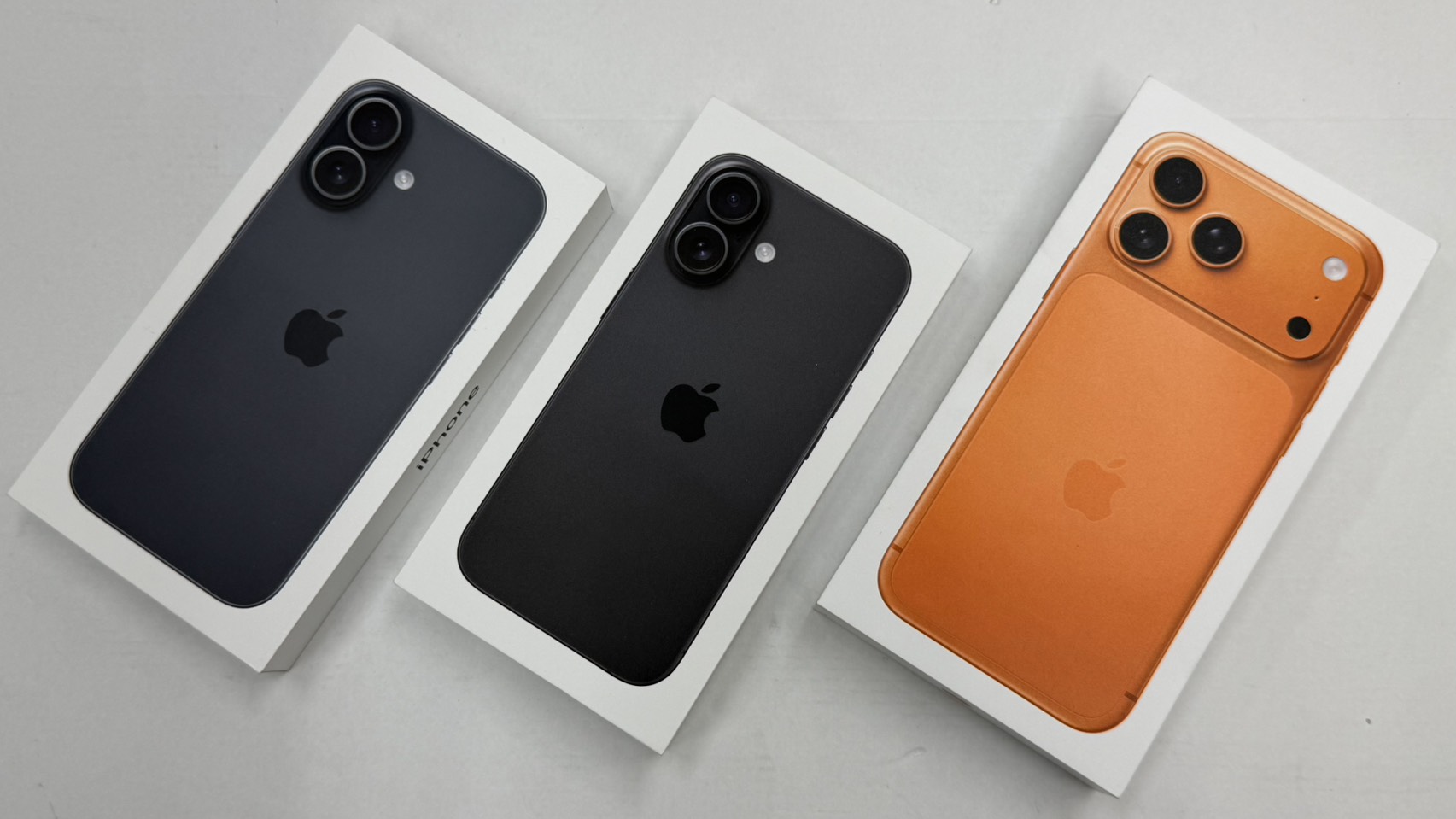 鹿児島店】〈iPhone 17 Pro Max 2TB 未開封、iPhone 17 256GB 中古品