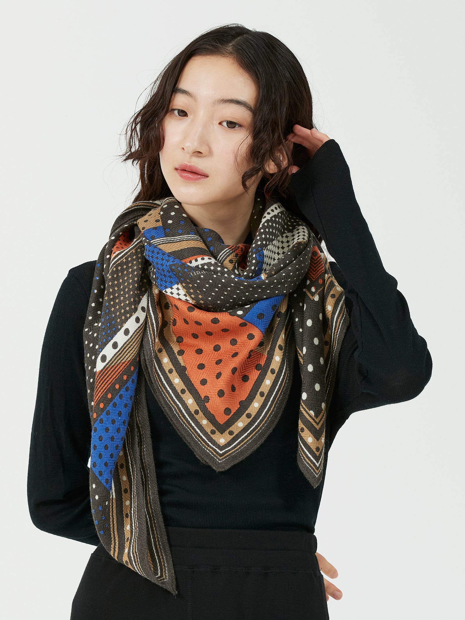 ウールシルクストールヘリンボーン織120＞ミックスドット5 – manipuri