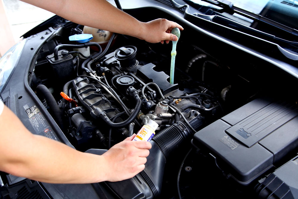 NUTEC NC-900 Re-Power Carbon Remover ＆ NC-202 Comp Boost for