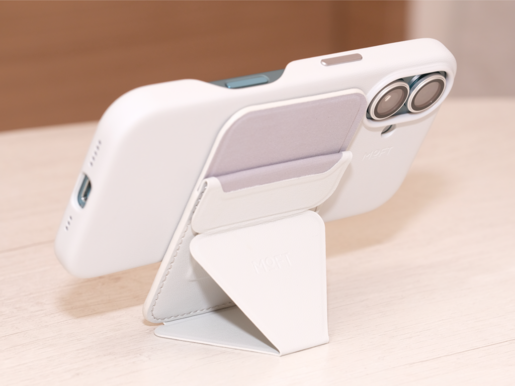 レザーの高級感と耐久性がウリ！ MOFTのiPhone 16用ケースと2-in-1