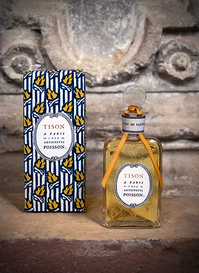 アントワネット・ポワソン、3種の香りとその魅惑の世界。｜Paris