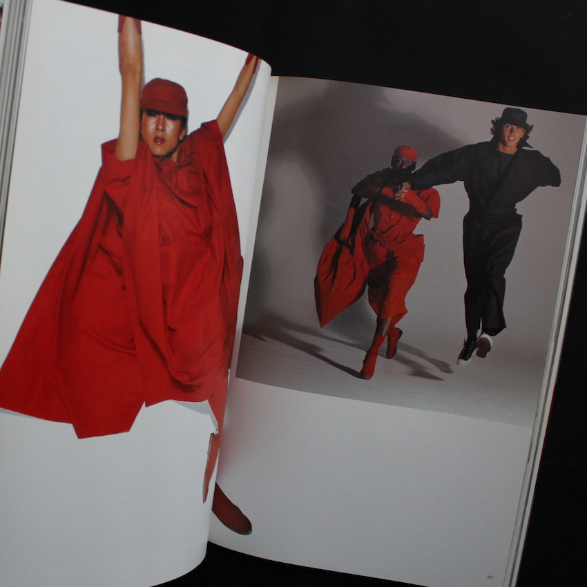 Issey Miyake East Meets West 三宅一生の発想と展開（First Edition