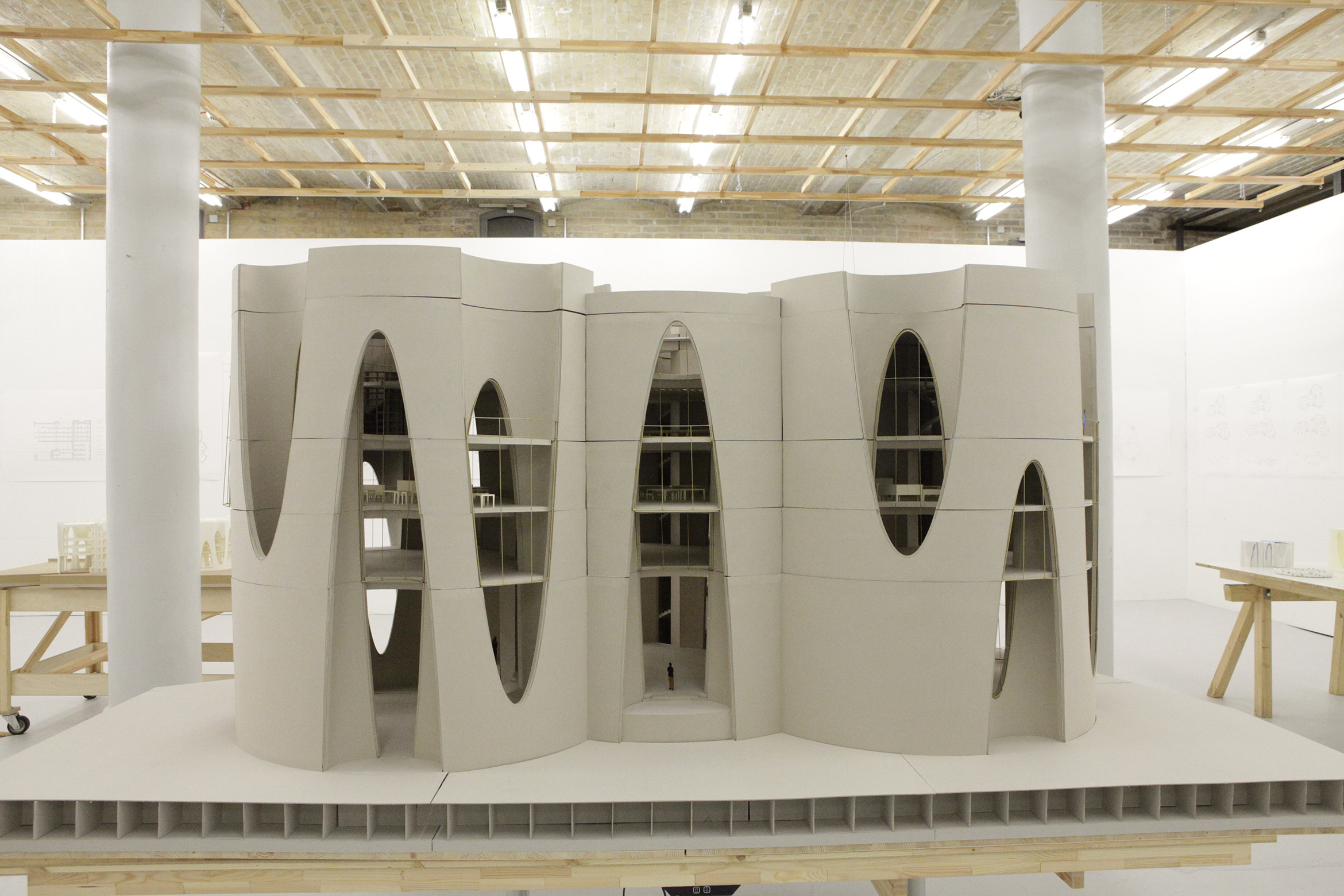 フィヨルドに浮かぶ彫刻のような建築 芸術家オラファー・エリアソンと