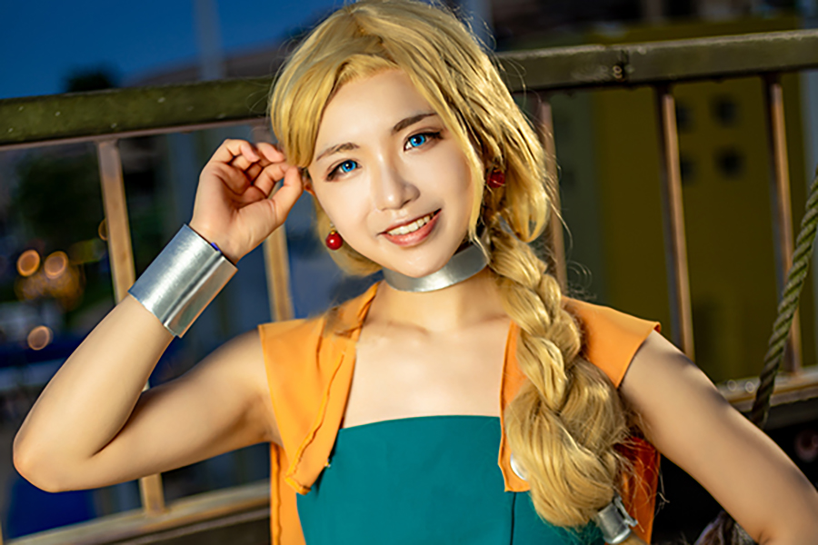 ドラクエ5』「ビアンカ」のコスプレイヤーの笑顔がまぶし過ぎ