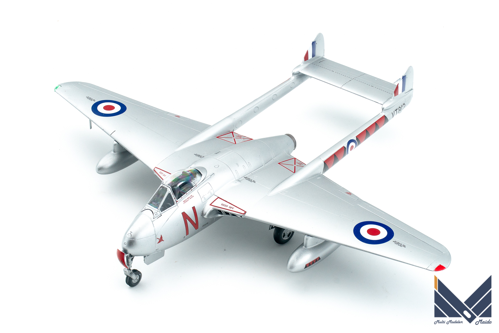 エアフィックス 1/48 ヴァンパイアF3 完成品 Vampire AIRFIX | 模型工房M