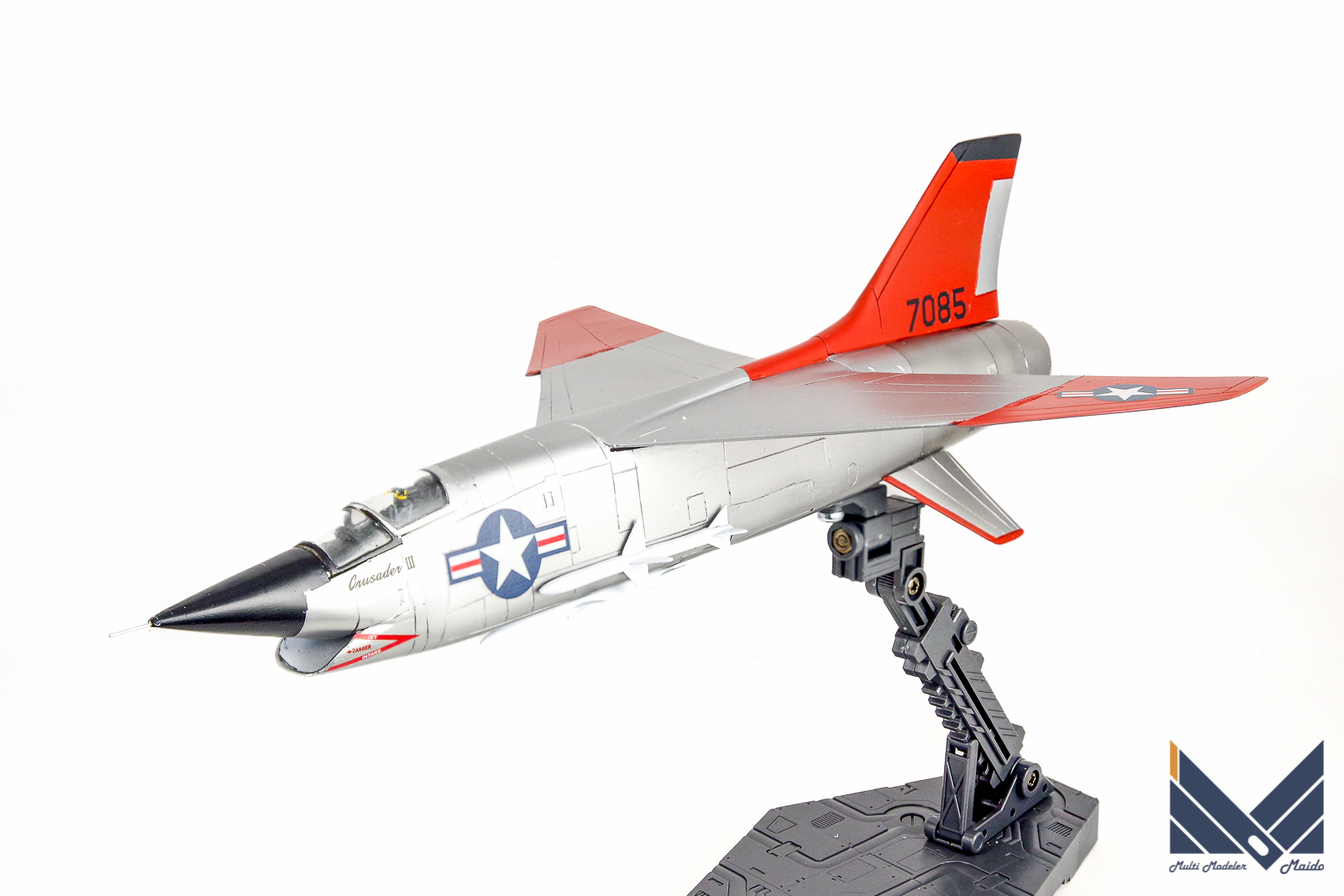 アニグランド 1/72 XF8U-3 クルーセイダーⅢ 完成品 ANiGRAND