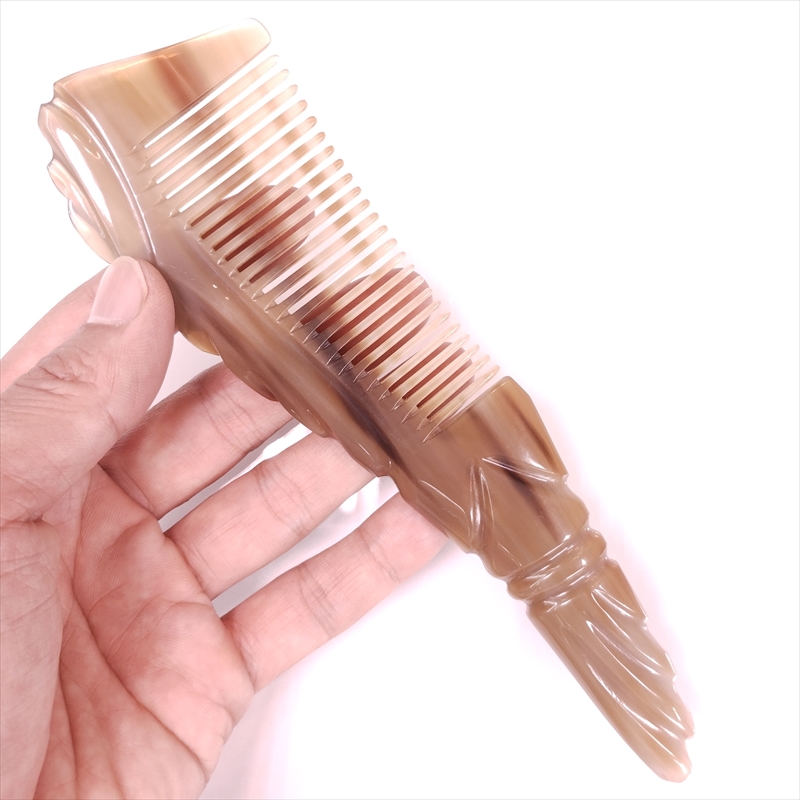 ヤクの角櫛 くし 彫刻工芸櫛 特級品 19cm 大03 | 静電気が起きない水