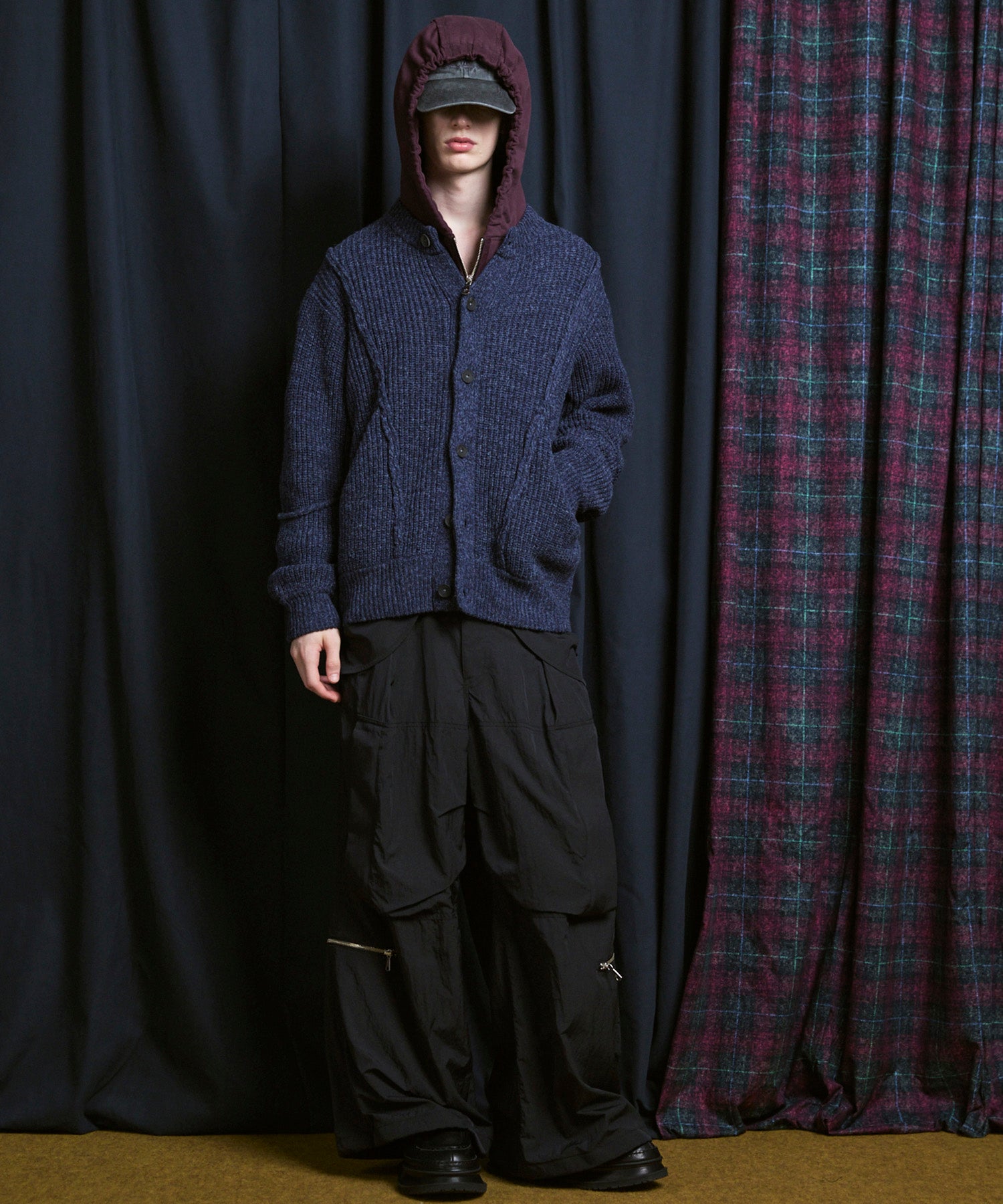 3 colors Wool Nylon Prime-Over Crew Neck Knit Cardigan